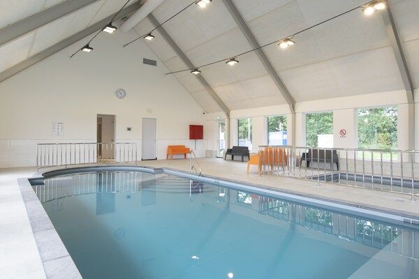 PoolOfHouse - Villa in Someren bij Golfbaan in Someren (2)