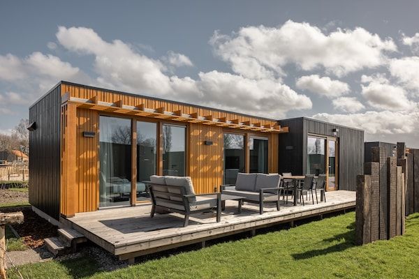 Buitenkant - Lodge bij Brouwersdam en Noordzeestrand in Scharendijke (1)