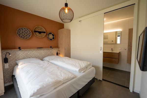 Slaapkamer - Zonnig Zeeland Schuilplaats in Breskens (4)