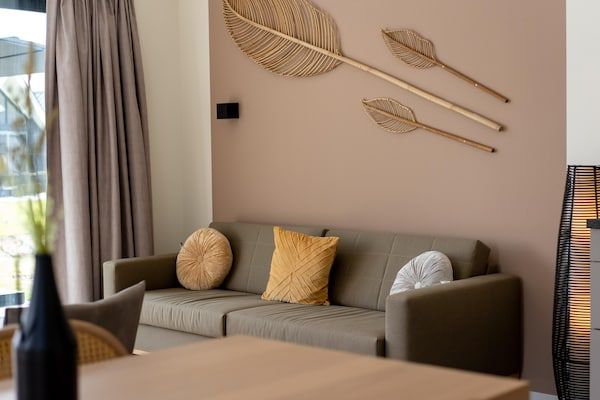 Woonkamer - Moderne lodge aan het water in Breskens (1)