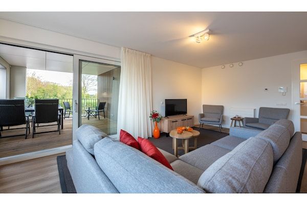 Woonkamer - Luxe Appartement in Kamperland in Kamperland (1)