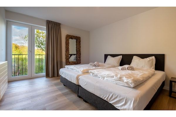 Slaapkamer - Luxe Appartement in Kamperland in Kamperland (4)