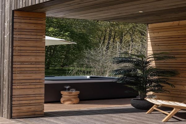 Wellness - Wellnessvilla met buitenspa in Zeewolde (2)
