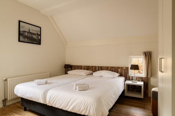 Slaapkamer - Mooie villa met veranda 4 km van Maastricht in Maastricht (1)