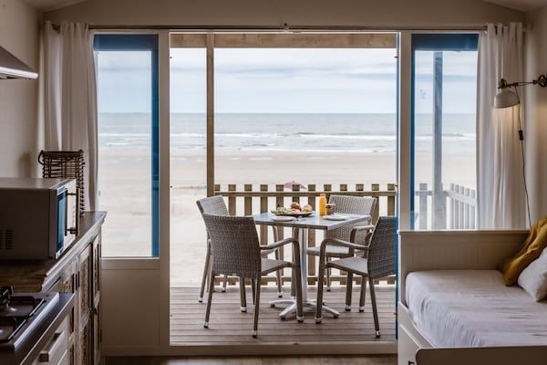 Terras - Strandhuis in Wijk aan Zee met Uitzicht in Wijk aan Zee (1)