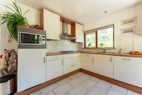 Keuken - Vakantiehuis Zeeland bij Westerschelde in Baarland (4)