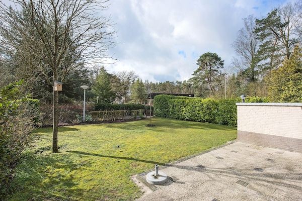 Tuin - Ontspannende schuilplaats in Hellendoorn in Hellendoorn (5)
