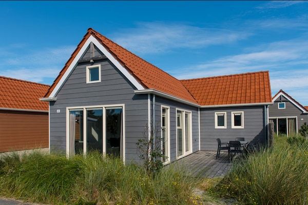 Terras - Gezellige Lodge bij Hollum in Hollum (5)