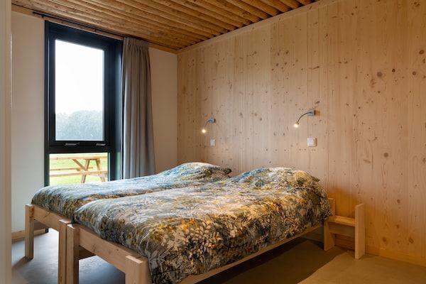 Slaapkamer - Rustige bungalow op de boerderij in Heeten (4)
