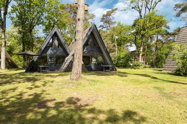 Buitenkant - Bungalow in Limburg bij natuurgebied in Stramproy (5)