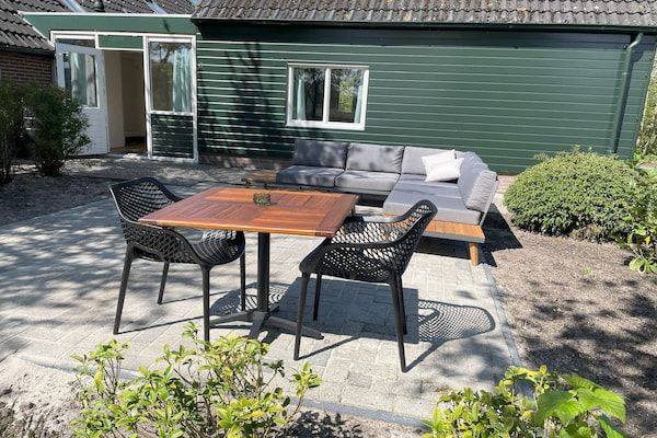 Terras - Gezellig Vakantiehuis in Schoonloo in een heerlijke omgeving. in Schoonloo (5)