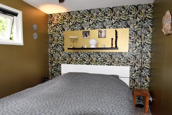 Slaapkamer - Vakantiehuis in Bergen met sauna in Bergen (3)