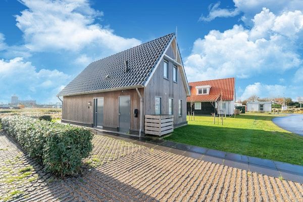 Buitenkant - Vakantiehuis in Scherpenisse bij Pluimpot in Scherpenisse (1)