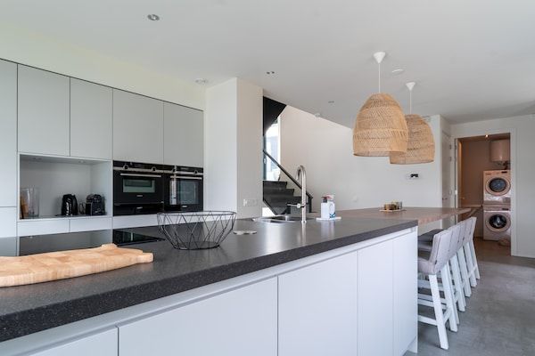 Keuken - Vakantiehuis aan het water in Arnemuiden in Arnemuiden (4)