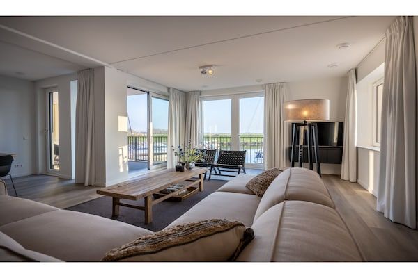 Woonkamer - Loft in Kamperland bij Haven & Strand in Kamperland (1)