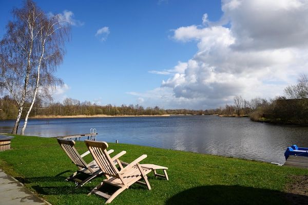 AreaSummer1KM - Familiewoning met wellness in Groningen (2)