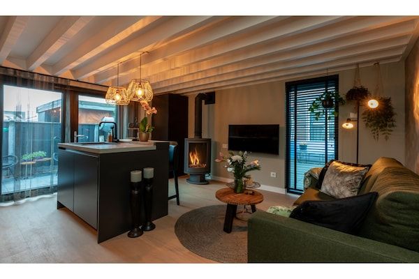 Woonkamer - Appartement in Zoutelande bij Strand in Zoutelande (2)