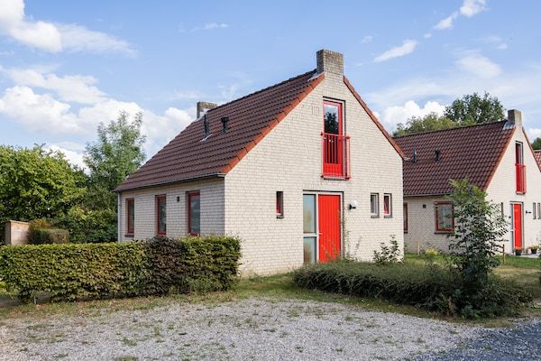 Buitenkant - Bosvilla nabij Nijmegen in Ewijk (1)