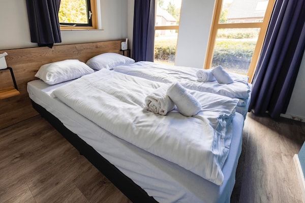 Slaapkamer - Bosvilla nabij Nijmegen in Ewijk (5)
