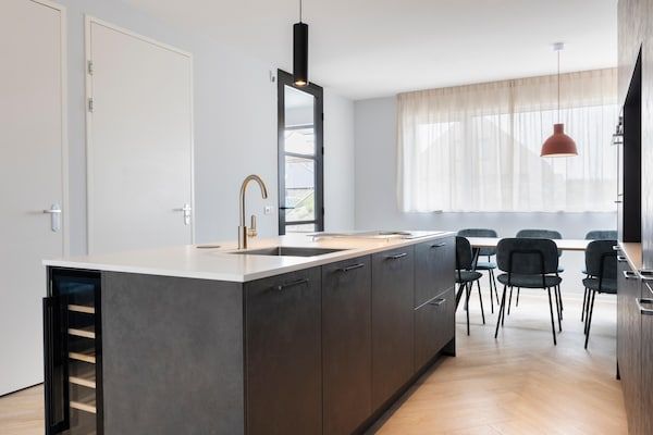 Keuken - Vakantiehuis bij Noordzeestrand in Nieuwvliet (4)