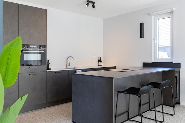 Keuken - Vakantiehuis in een vakantiepark in Nieuwvliet (4)