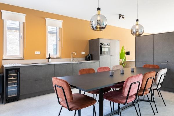 Keuken - Luxe woning in Nieuwvliet-Bad met zwembad in Nieuwvliet (4)