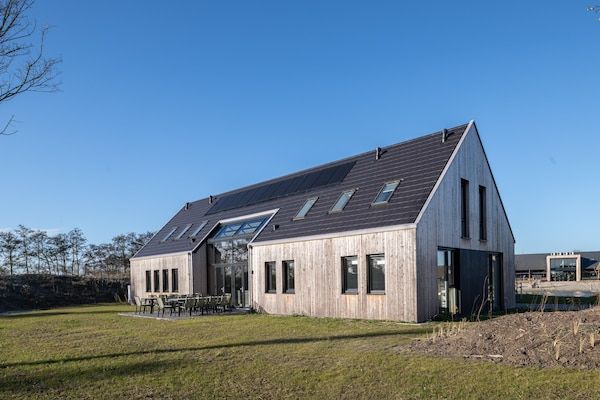 Buitenkant - Vakantiehuis in Nieuwvliet-Bad bij Strand in Nieuwvliet (1)