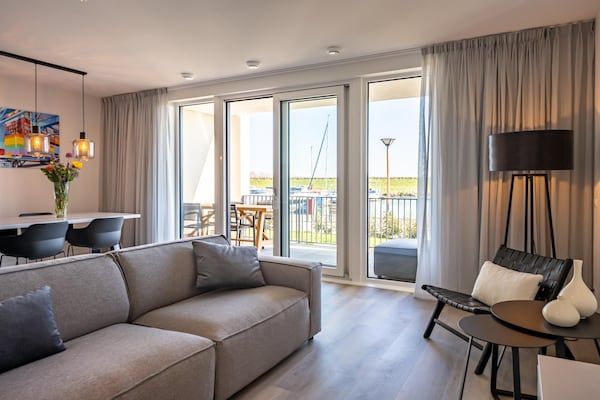 Woonkamer - Loft bij Marina en Veerse Meer in Kamperland (1)