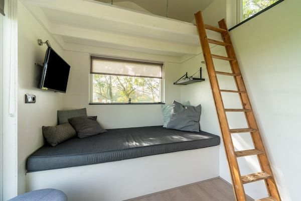 Woonkamer - Vakantiehuis in Burgerbrug vlakbij het strand in Burgerbrug (4)