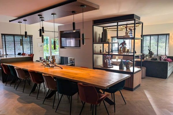 Eetkamer - Villa in Brabant met Spa en Sauna in Oirschot (3)