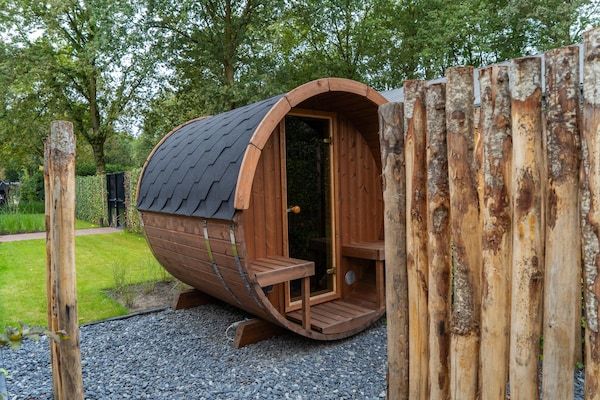 Wellness - Villa in Brabant met Spa en Sauna in Oirschot (1)