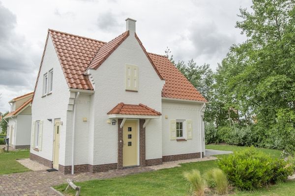 Buitenkant - Villa in Cadzand-Bad bij Noordzeekust in Cadzand-Bad (1)