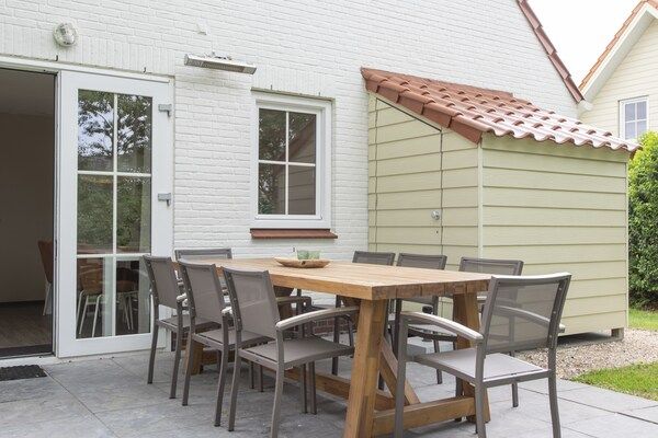 Terras - Villa in Cadzand-Bad bij Noordzeekust in Cadzand-Bad (5)