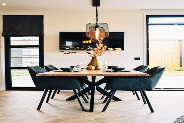 Eetkamer - Luxe ontsnapping aan het water in Nieuw-Loosdrecht (4)