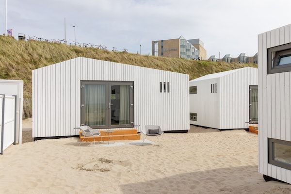Buitenkant - Strandhuis in Zandvoort met Uitzicht op Zee in Zandvoort (1)