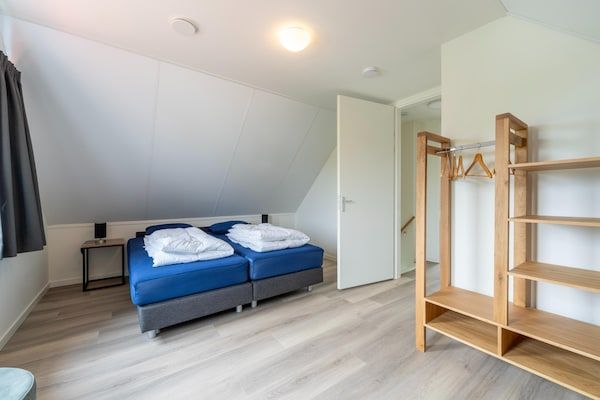 Slaapkamer - Vakantiehuis bij Stompaarde Plas Zuid-Holland in Simonshaven (2)