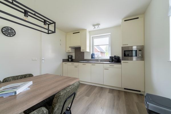 Keuken - Vakantiehuis bij Stompaarde Plas Zuid-Holland in Simonshaven (4)