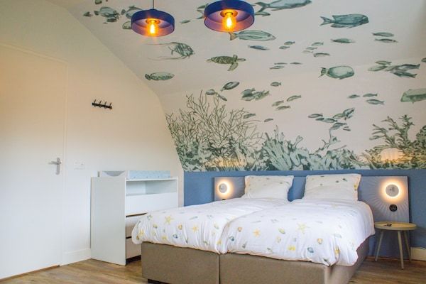 Slaapkamer - Vakantiehuis in Noordwijk bij het Strand in Noordwijk aan zee (3)
