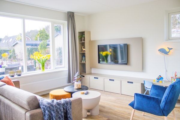 Woonkamer - Vakantiehuis in Noordwijk bij het Strand in Noordwijk aan zee (2)