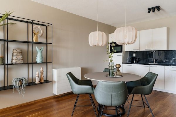 Eetkamer - Prachtig appartement aan het strand in Den Haag (2)