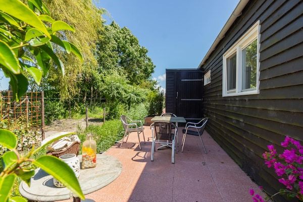 Terras - Vakantiehuis in Zeeland met Terras in Zonnemaire (5)