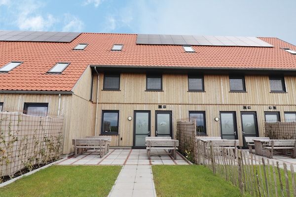 Buitenkant - Gezinsvriendelijke villa in Leons in Leons (1)