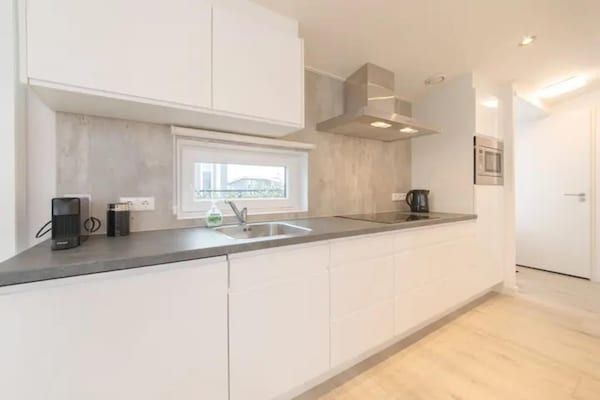 Keuken - Huis aan het meer in Zeeland in Wemeldinge (3)