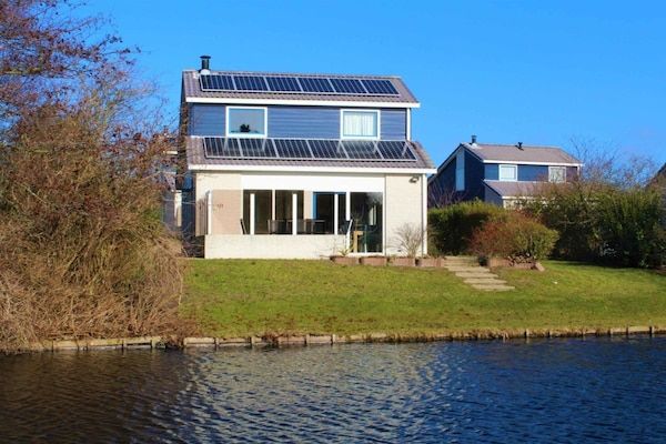 Untagged - 158-type 4L1-strandpark in De Koog (1)