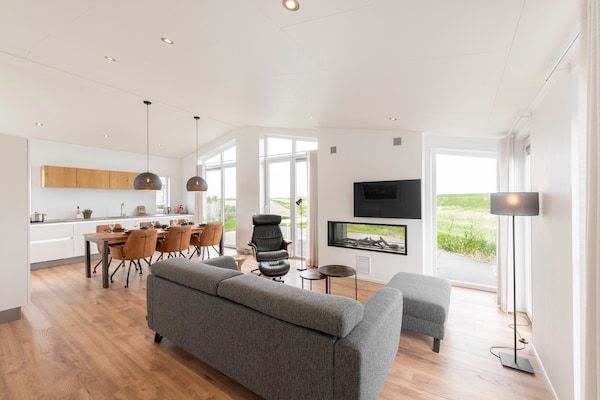 Woonkamer - Modern vakantiehuis in Wemeldinge voor 6 personen in Wemeldinge (2)
