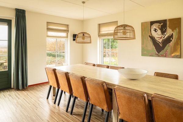 Eetkamer - Vrijstaande bungalow Wellness 16 in Vlagtwedde (4)