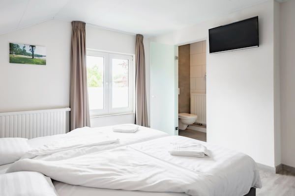 Slaapkamer - Comfortabel vakantiehuis in de natuur. in Plasmolen (5)