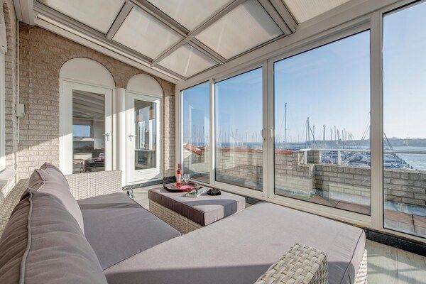 Terras - Appartement Comfort 6 in Ouddorp (5)