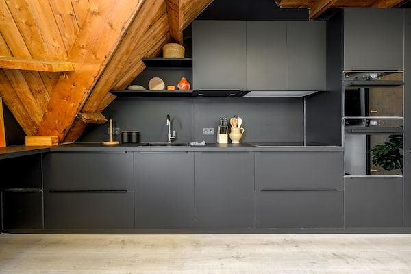 Keuken - Prachtige groeps loft met sauna nabij strand zee in Julianadorp (4)