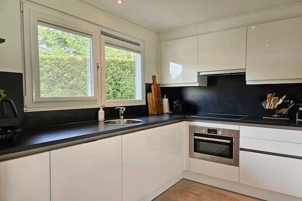 Keuken - Bamboe Vakantiehuis op de Veluwe in Voorthuizen (5)